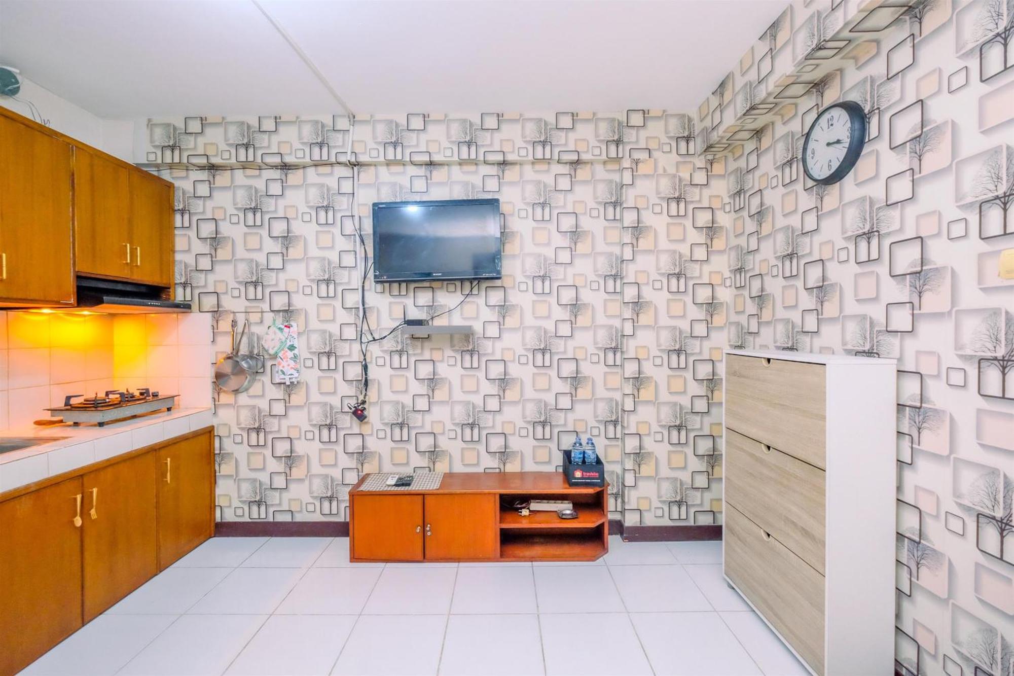 Apartemen Comfortable And Tidy 2br Lagoon Town Square By Travelio *